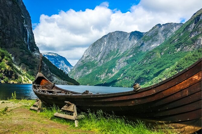 Self-guided day tour From Bergen to Flam All Inclusive roundtrip - What the $799.44 group price really means