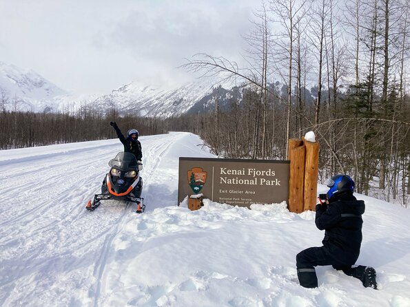 Snowmobile Classic Tour in Kenai Fjords National Park - Why the small group makes a difference