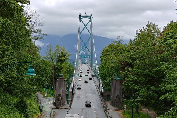 Squamish Howe Sound Explorer Private Tour - Riding the Sea to Sky Gondola above Howe Sound