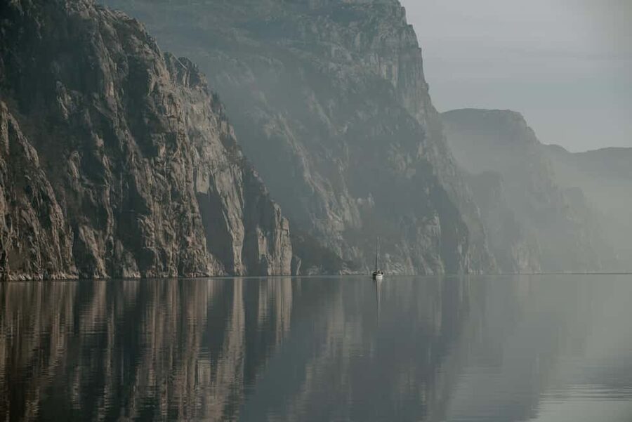 Stavanger: Boat Safari to Lysefjord and Preikestolen - Booking flexibility and useful planning details