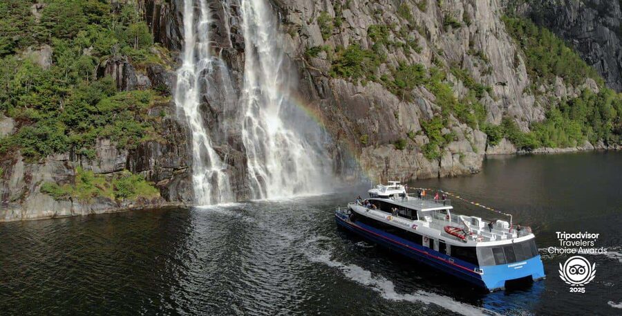 Stavanger: Electric Fjord Cruise to Lysefjord & Preikestolen - From Stavanger harbor into Lysefjord