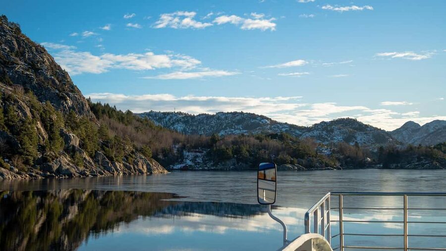 Stavanger: Electric Fjord Cruise to Lysefjord & Preikestolen - A boat designed for changing Norwegian weather
