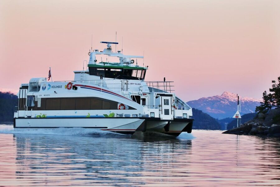 Stavanger: Fjord Cruise to Lysefjord and Pulpit Rock - Is $89 good value?