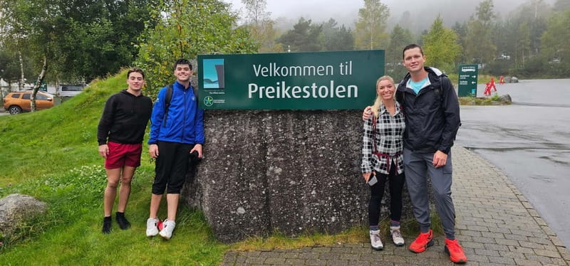 Stavanger: Hiking to world famous Pulpit Rock - Who should book this hike