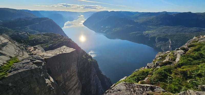Stavanger: Hiking to world famous Pulpit Rock - Meeting at Preikestolen BaseCamp