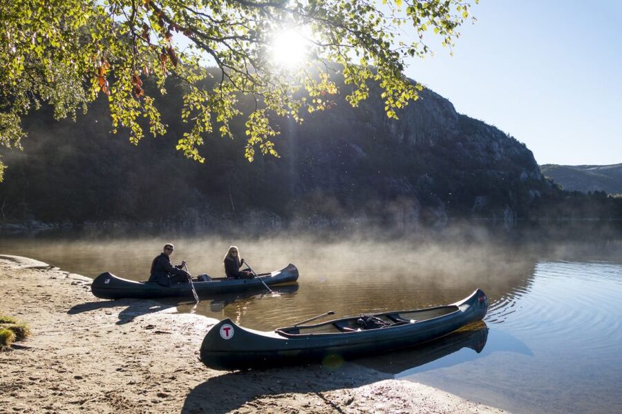Stavanger: Preikestolen Hidden Trail Hike + Canoe + Lunch - The 2.5-hour descent and ride back