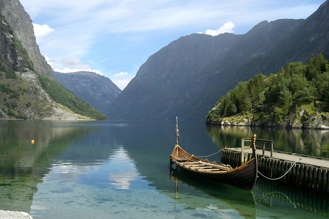 The Scenic Roadtrip, Oslo to Bergen via Flam & the Fjords - What the private vehicle and guide add