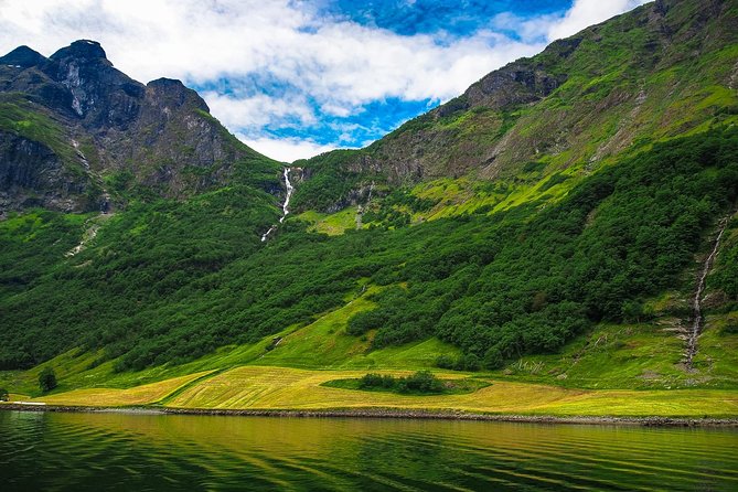 The Scenic Roadtrip, Oslo to Bergen via Flam & the Fjords - Who should book this experience