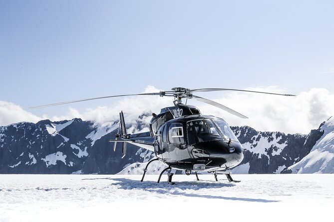 The Ultimate Milford Sound Experience by Helicopter from Queenstown - What comes in the picnic hamper