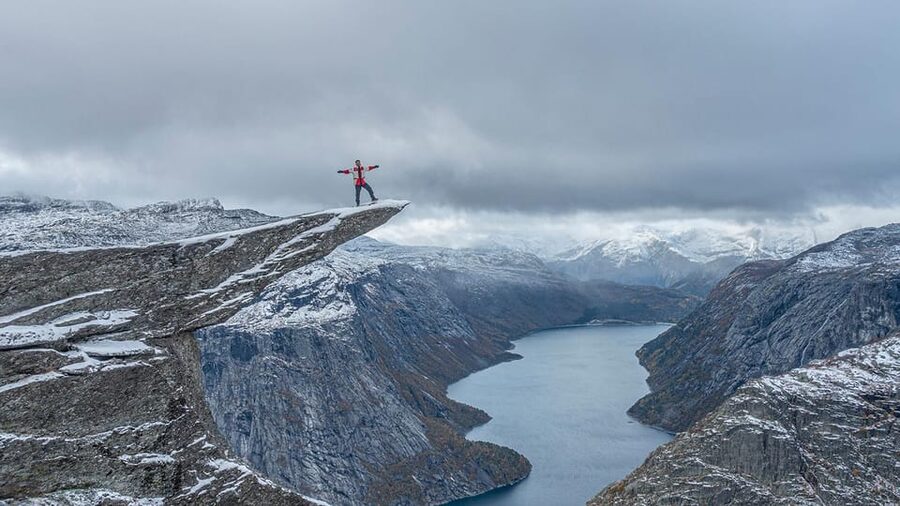 Trolltunga Autumn Hike Go Viking - The steep climb tests your preparation