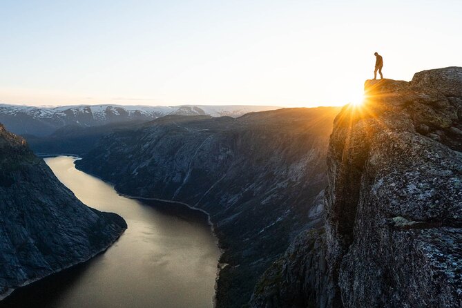 Trolltunga Classic Overnight Hike - A quieter night on the mountain
