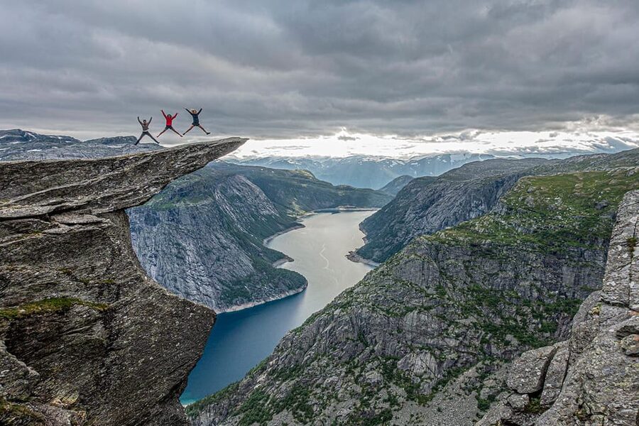 Trolltunga: Trolltunga Sunset Glamping - Starting at P2 and saving your legs for the mountain