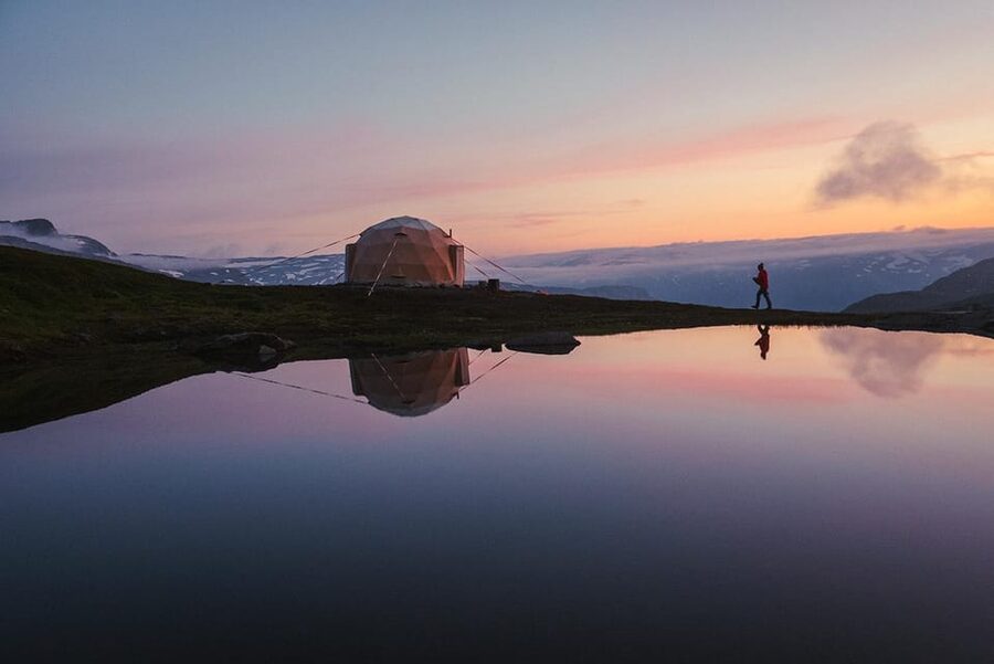 Trolltunga: Trolltunga Sunset Glamping - Reaching Trolltunga after the crowds thin