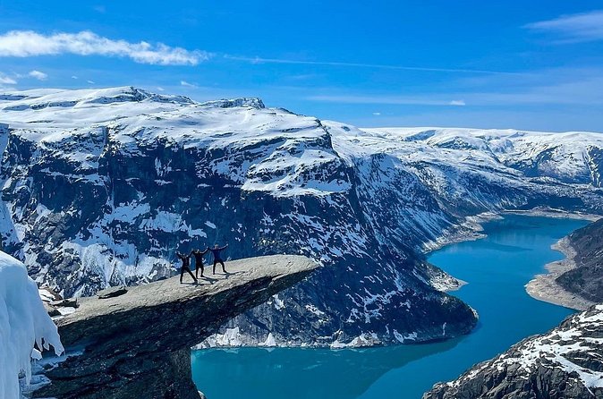 Trolltunga Winter Day Hike - Weather, cancellations, and sensible planning