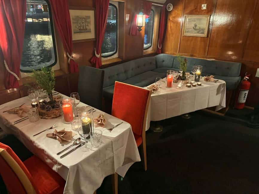 Tromsø: Classic arctic fjord cruise with lite lunch - Bacalao lunch: included, simple, and not a full meal