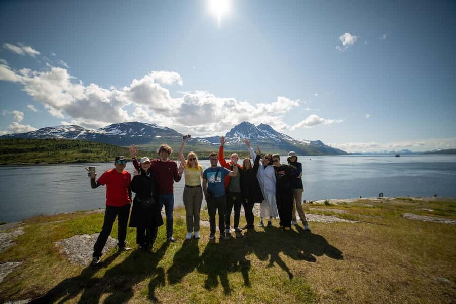 Tromsø: Fjord Adventure with Lunch and Photos - Wildlife watching without false promises