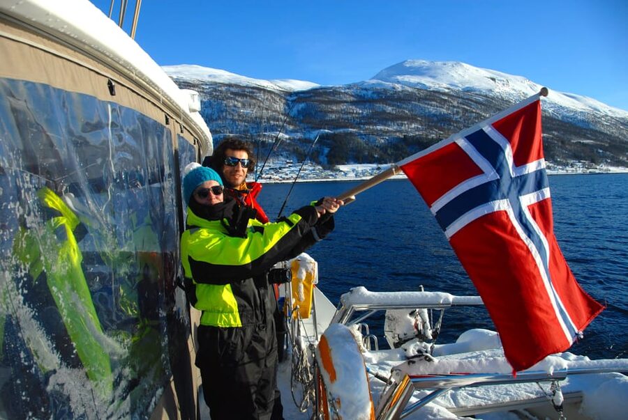 Tromsø: Fjord and Islands Luxury Catamaran Cruise - Best time to take the cruise