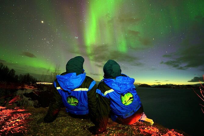 Tromsø Fjordland Aurora Chase Northern Lights by the Arctic Sea - Thermal suits and comfort in minus 20 conditions