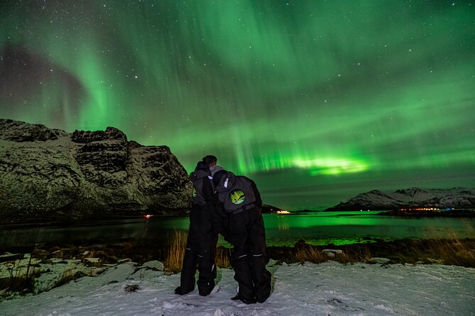 Tromsø Fjordland Aurora Chase Northern Lights by the Arctic Sea - Free Aurora photos that solve a real problem