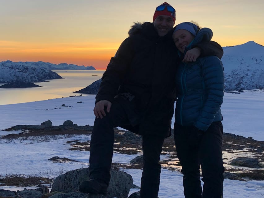Tromsø: Fjords & Beaches Tour with Campfire and Arctic Food - Kvaløya by minibus, with room to stop