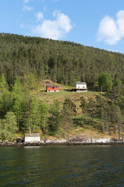 Ulvik adventure: Exploring Hardangerfjord's Osafjord by RIB - What the supplied gear means in practice
