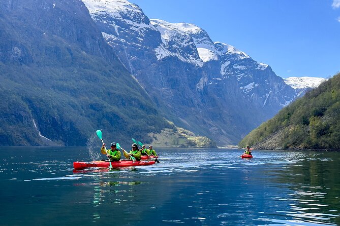 Vossevangen: Nærøyfjord Full-Day Guided Kayaking Trip - Getting fitted with the right equipment