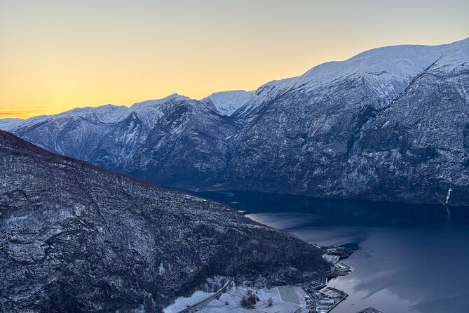 Winter Fjord Tour to Nærøyfjord, Flam and Stegastein from Bergen - Tvindefossen offers a quick waterfall stop